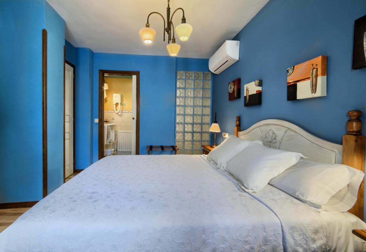 Hotel Rural El Almadiero Burgui Kültér fotó