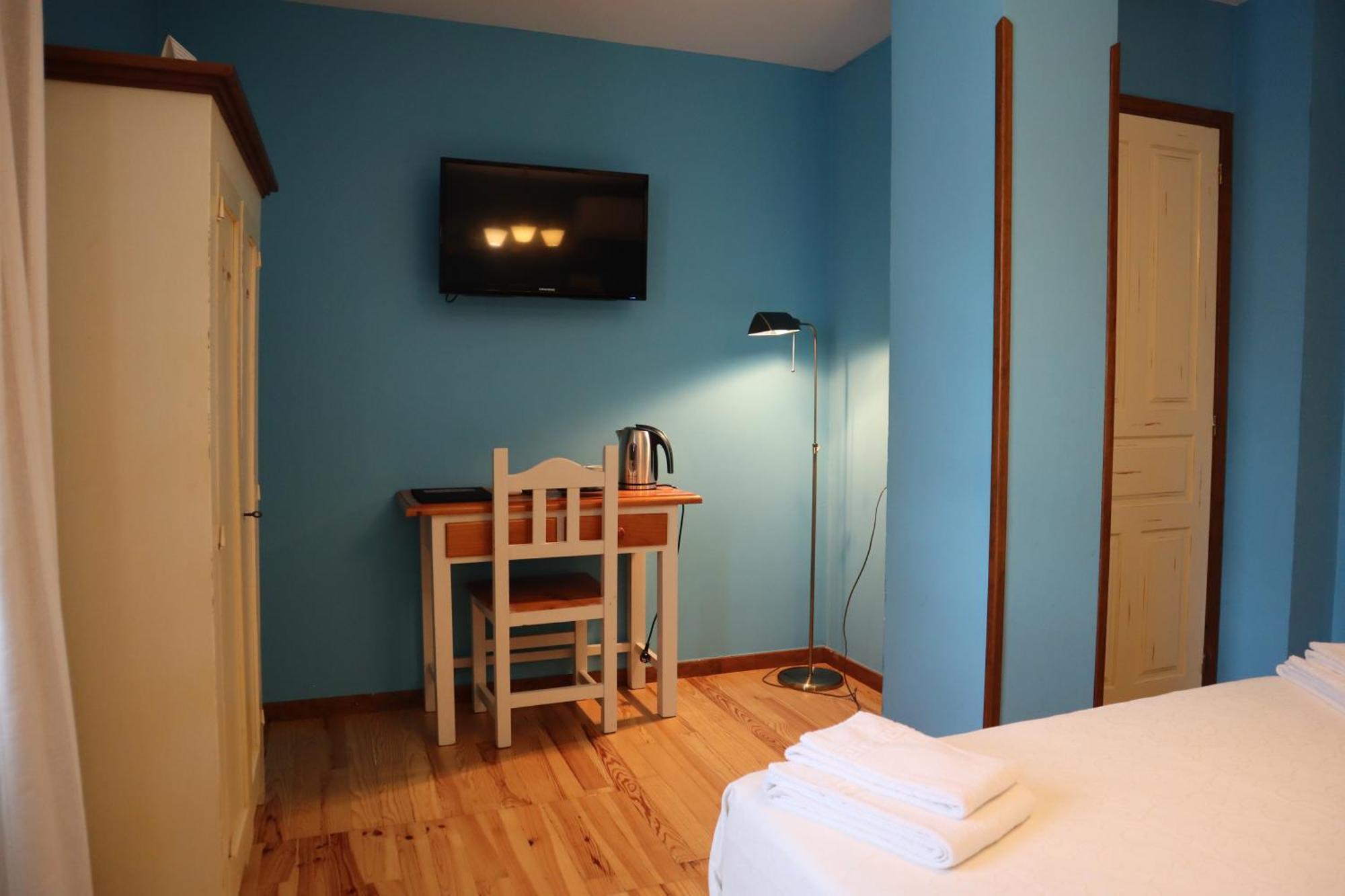Hotel Rural El Almadiero Burgui Kültér fotó