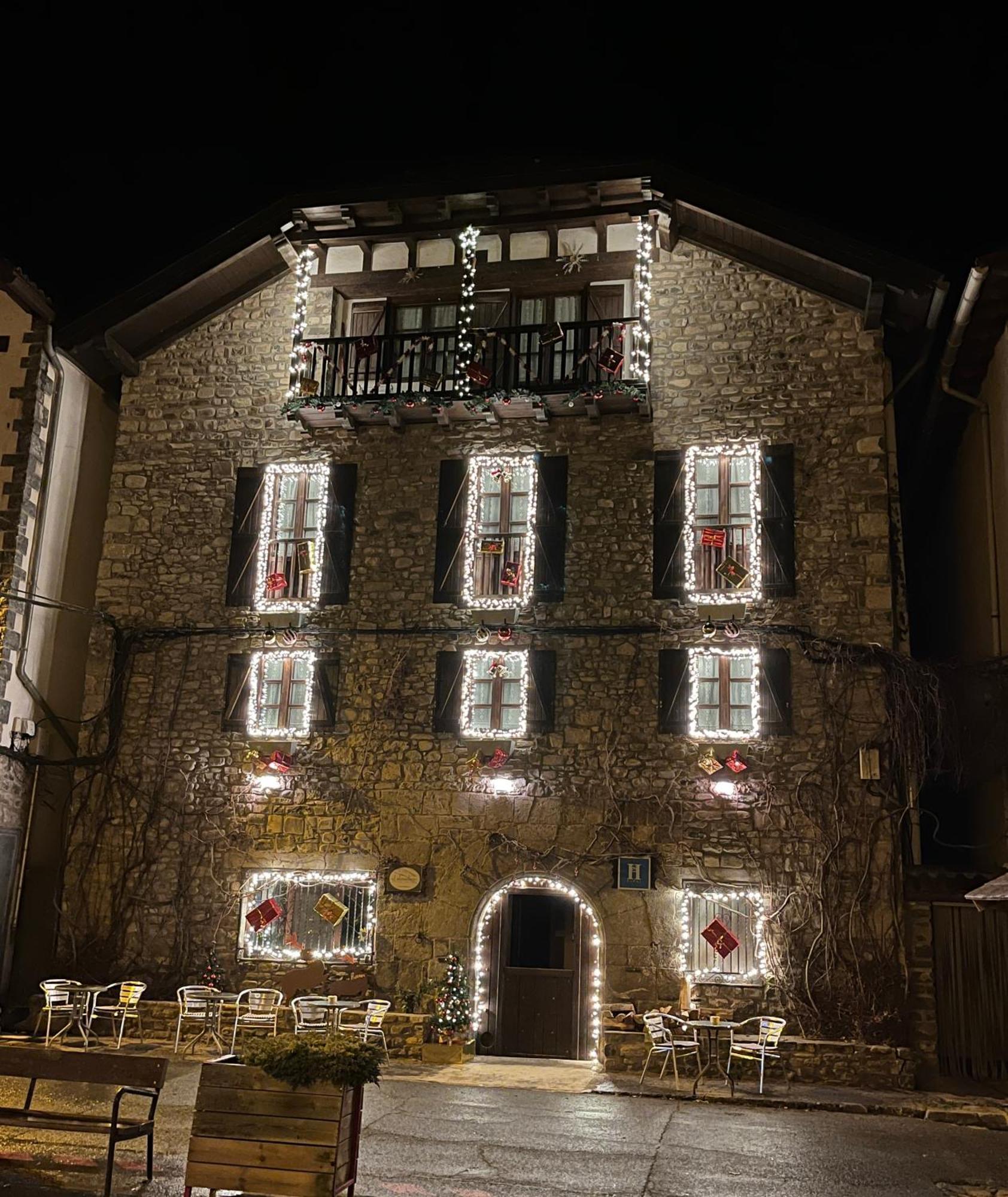 Hotel Rural El Almadiero Burgui Kültér fotó