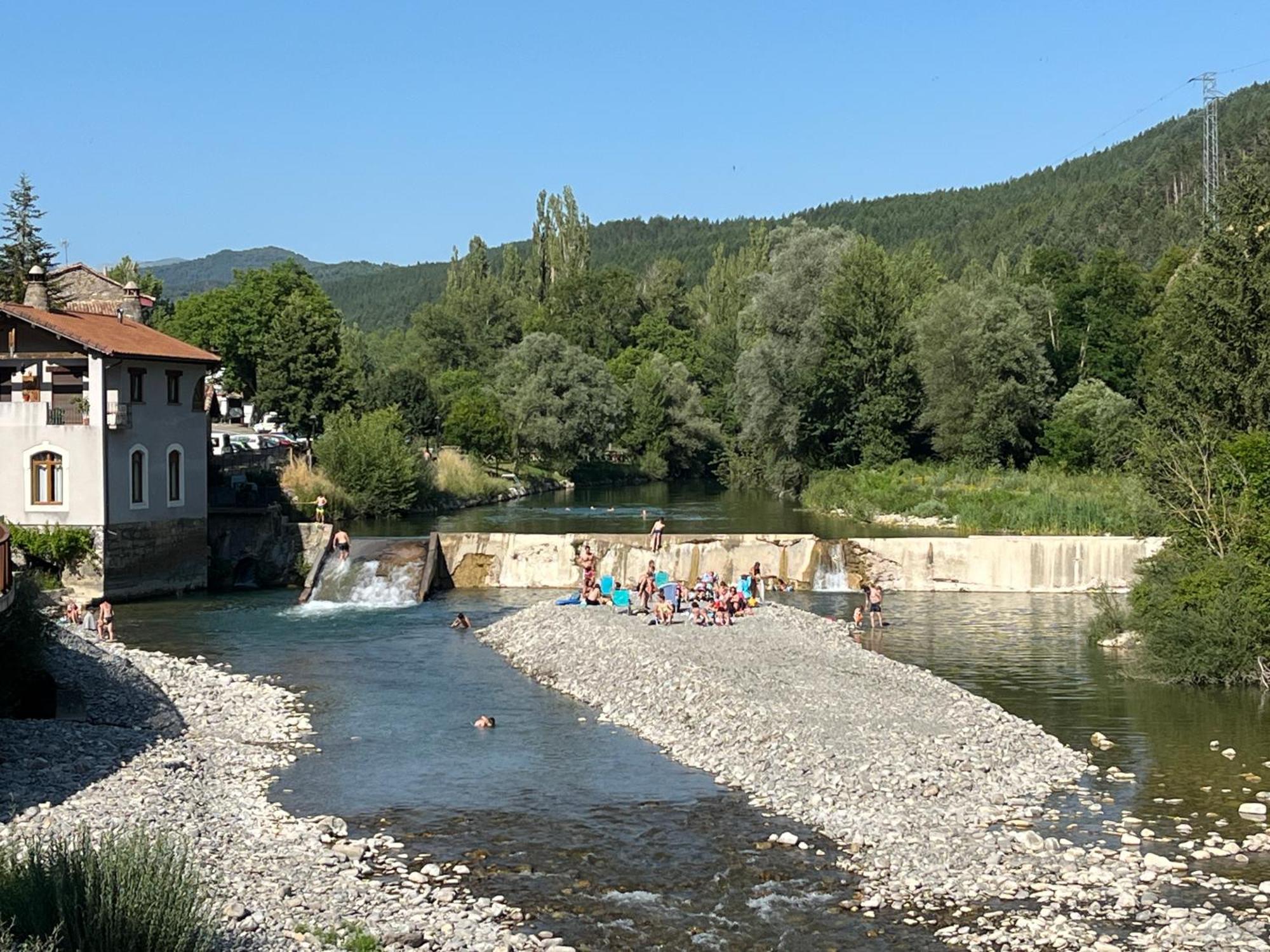 Hotel Rural El Almadiero Burgui Kültér fotó